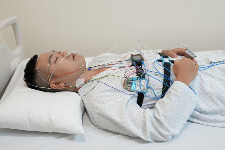 Đo đa ký giấc ngủ giúp phát hiện tình trạng ngưng thở khi ngủ. Ảnh minh họa: Bệnh viện Đa khoa Tâm Anh© Được VnExpress cung cấp