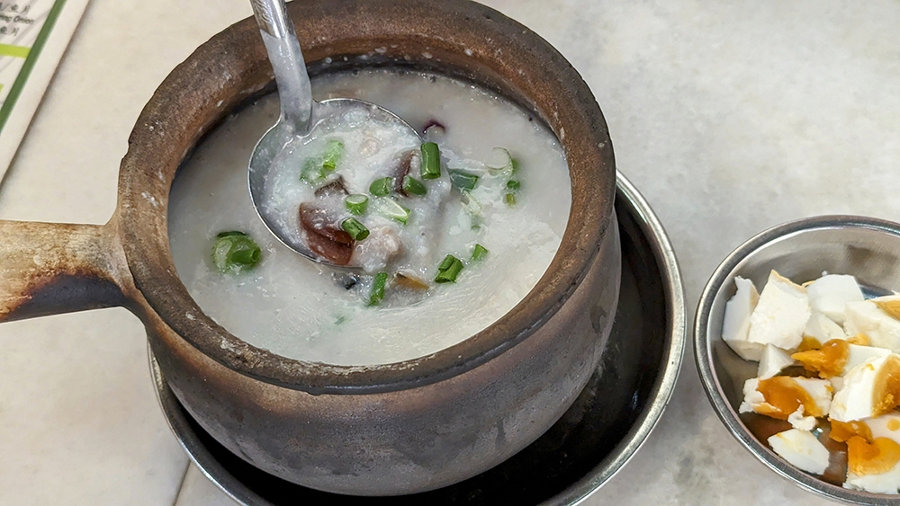 hop on over to restoran three pot in taman million for excellent frog dishes and claypot porridge