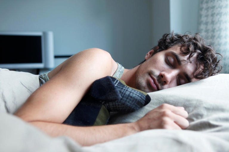 Dormir bem é, segundo o especialista, uma das principais coisas que você pode fazer para preservar a memória