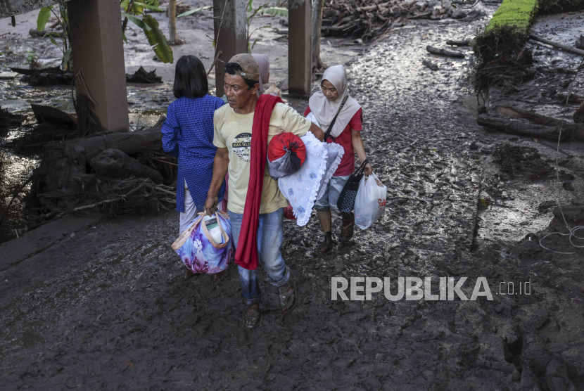 BMKG Sebut Banjir Lahar Di Sumbar Dipicu Hujan Yang Sangat Deras Dan ...