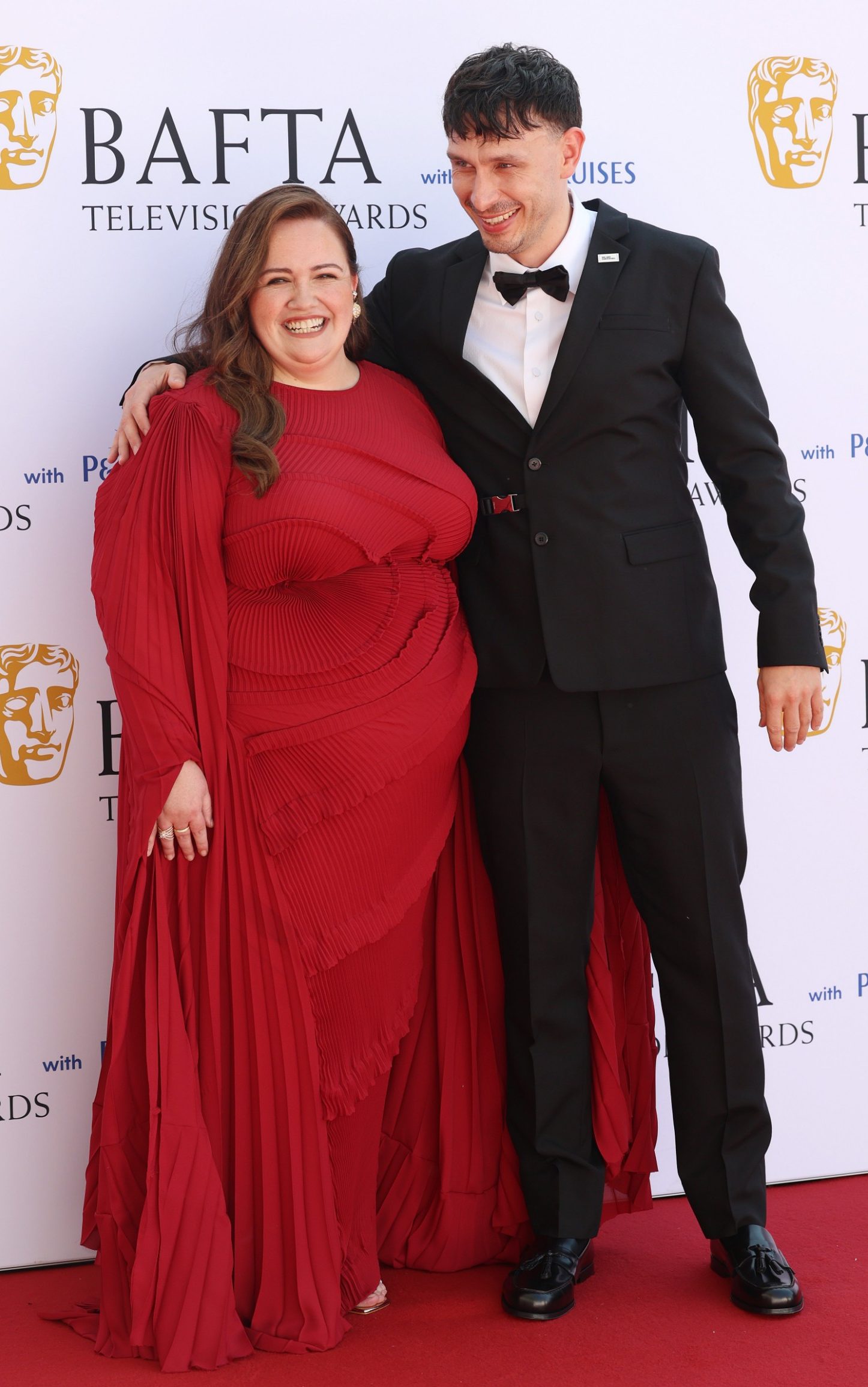 <p>Baby Reindeer stars Jessica Gunning and Richard Gadd posed together on the red carpet. Gunning was another star who opted for red. </p>