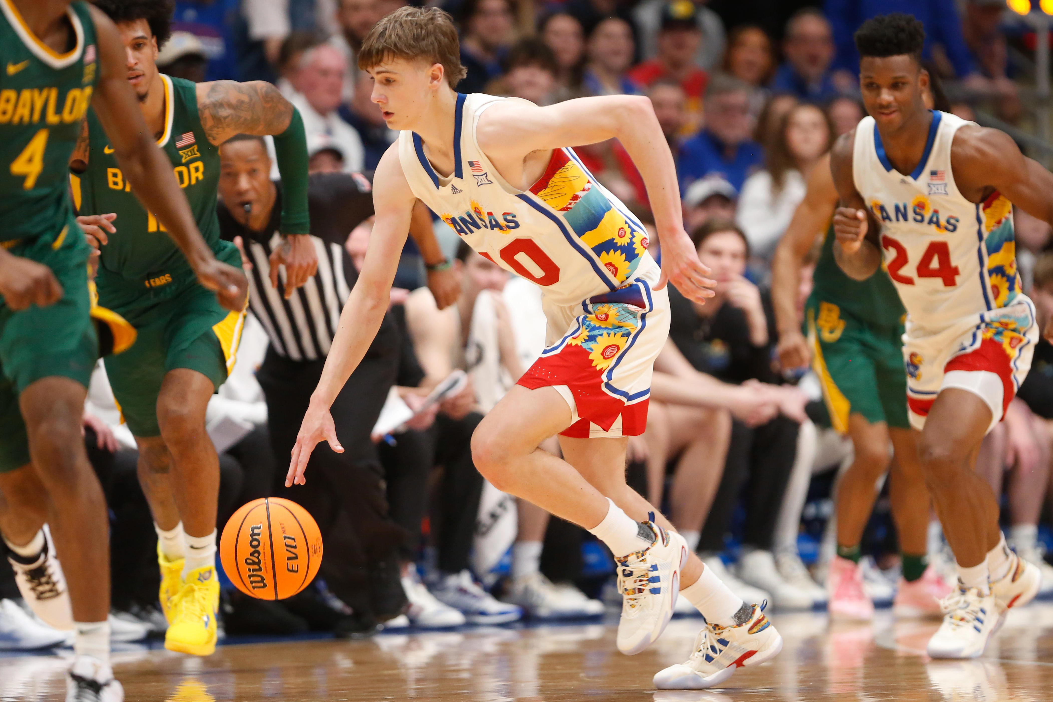 NBA Draft Projections Post-combine: Kansas Basketball’s Johnny Furphy ...