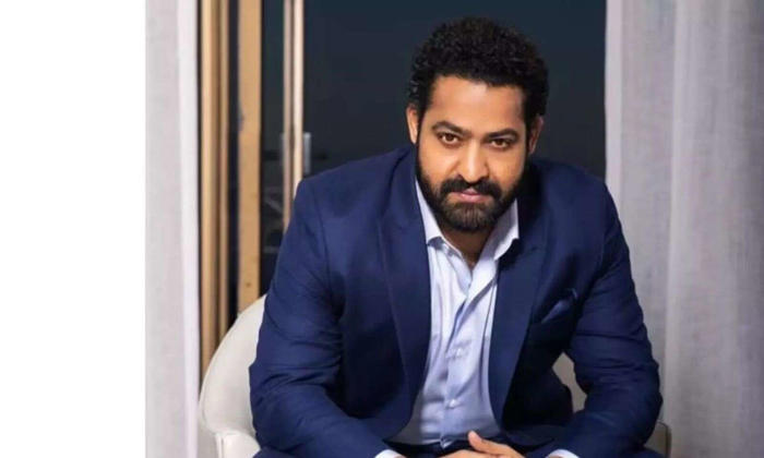 ntr jr finishes first schedule of 'war 2'