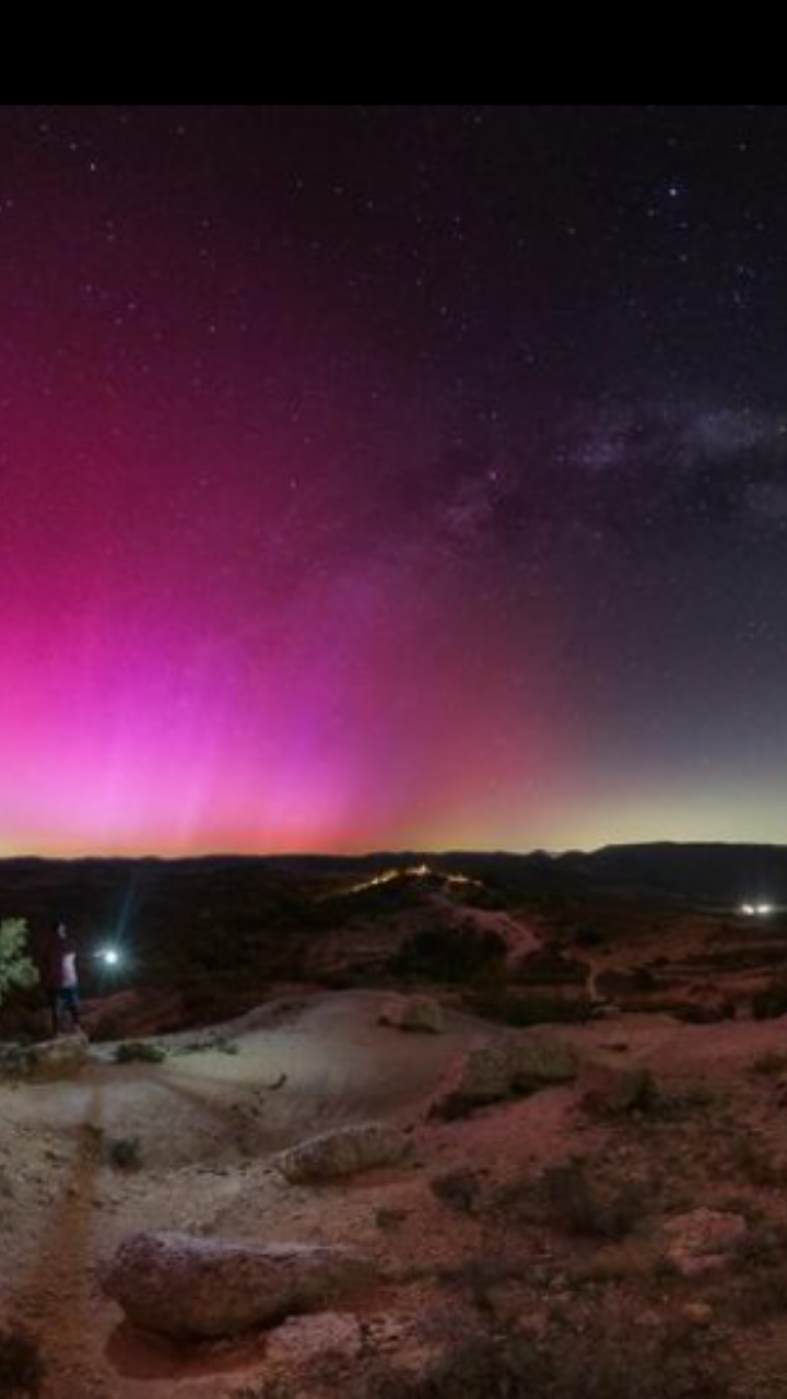 <p>A blend of the pink Aurora with a star studded sky, this is a perfect capture shows the cosmic divine. </p>