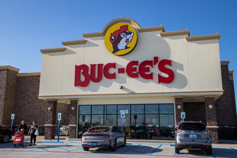 A new Buc-ee's in Kentucky could open this summer. Here's where you can ...