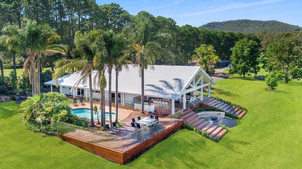 sutherland shire mayor carmelo pesce, sharks ceo dino mezzatesta and businessman failed to get development approval to transform holiday home south of sydney