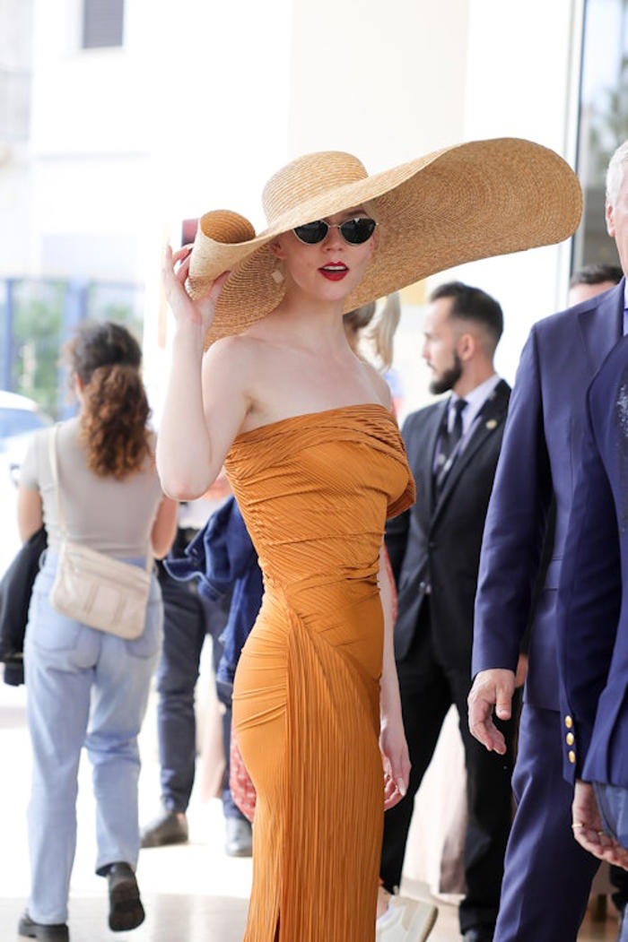 best looks from cannes film festival 77th edition