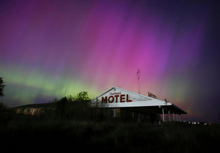 See more stunning images of northern lights or aurora borealis around the country, Florida<br><br>