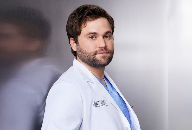 Grey's Anatomy: Jake Borelli Leaving After 7 Years As Levi