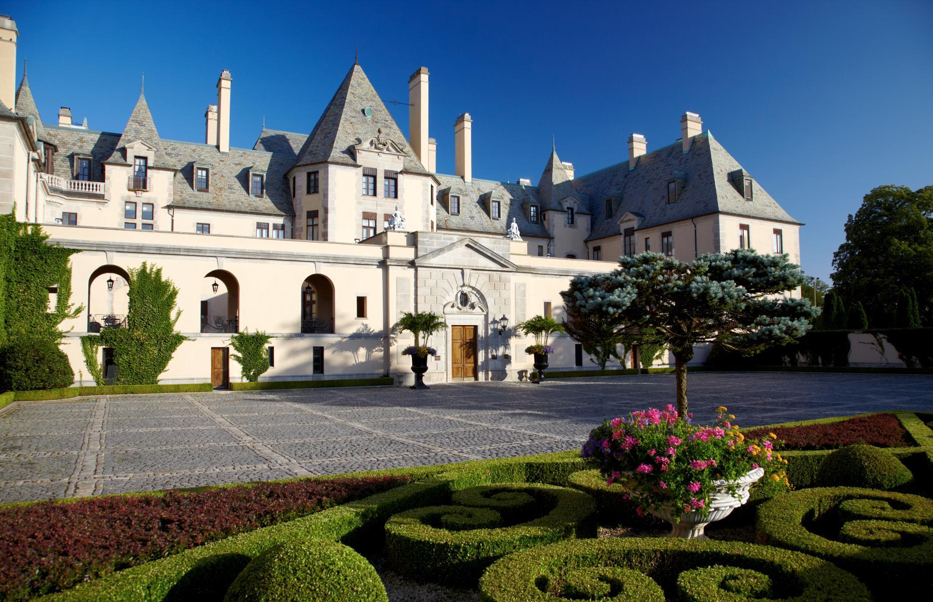 Exploring the Gilded Age home that became a Hollywood icon