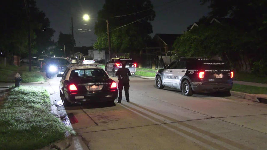 Houston house party shooting on Avenue U leaves 1 injured