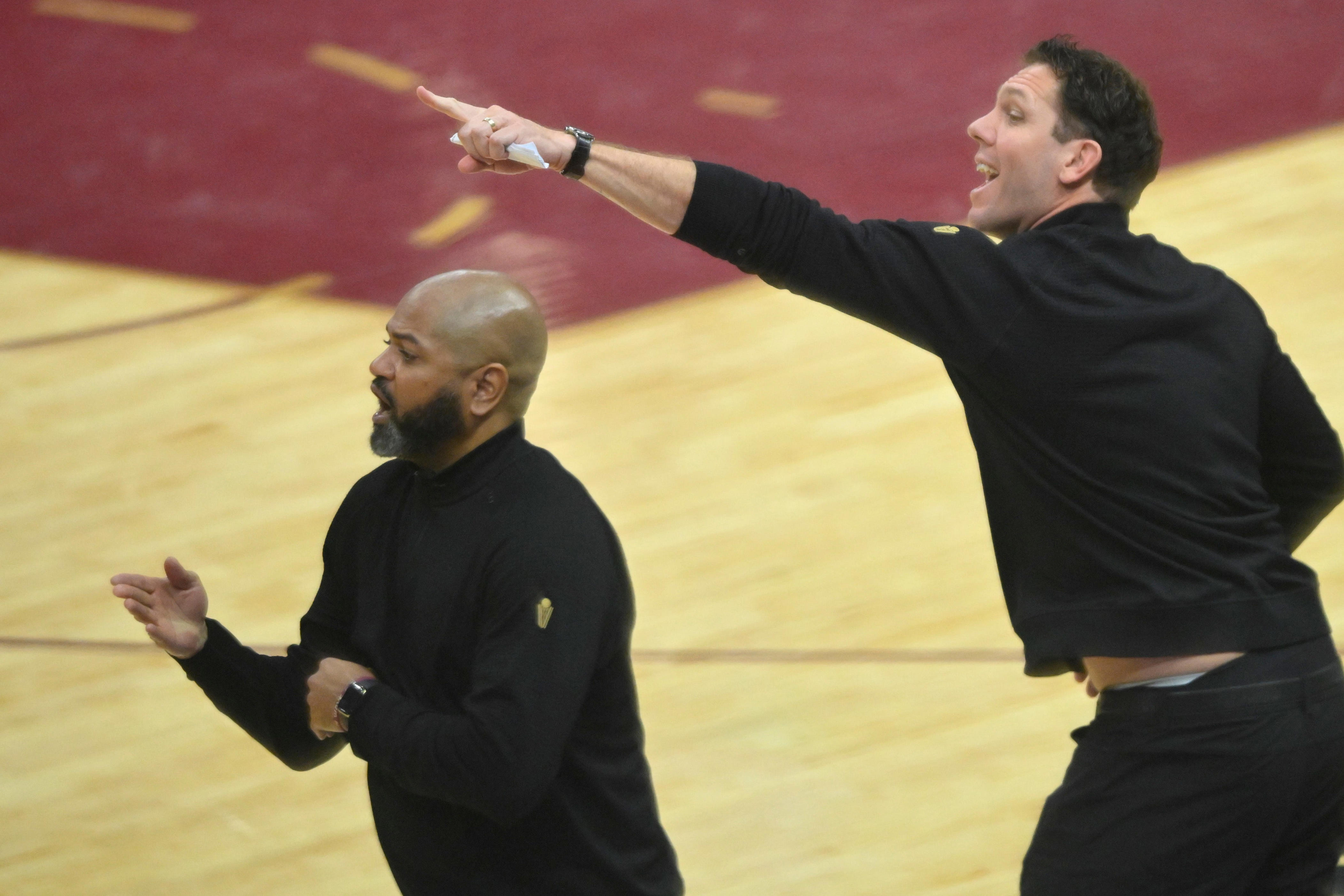 Former Cavs Assistant, Player Luke Walton Joins Pistons Coach J.B ...