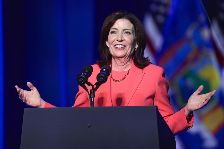 NY Gov. Kathy Hochul flying to Italy, Ireland on taxpayer dime for climate, business events