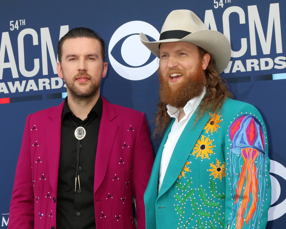 Brothers Osborne’s “Break Mine” has been making waves on country radio, becoming the third most added song this week with 33 new stations. Featured on their <em>Break Mine</em> EP, released via EMI Records Nashville, the single has received praise for TJ Osborne's "earthy, sultry drawl" and John Osborne's "blues-dipped guitar shredding." The brothers dedicated the EP to their fans, releasing it alongside tracks from their self-titled album. They are nominated for Duo of the Year at the 59th ACM Awards.