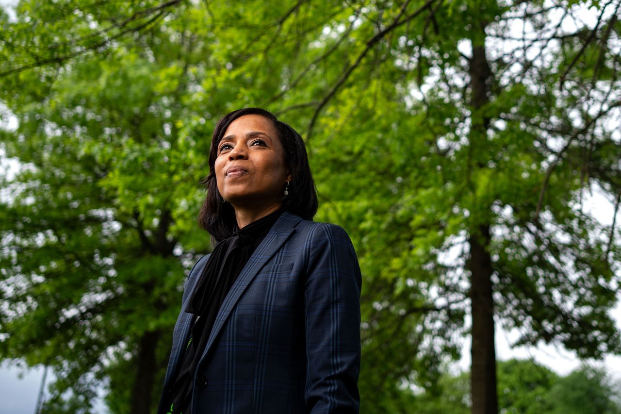 Angela Alsobrooks Defeats David Trone In Maryland’s Democratic Senate ...