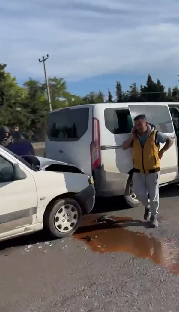 Yalova’da 5 Araçlı Zincirleme Kaza