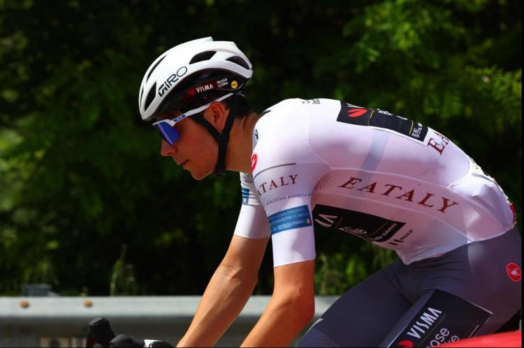 Cian Uijtdebroeks (Team Visma | Lease a Bike) abandonne le Giro 2024.