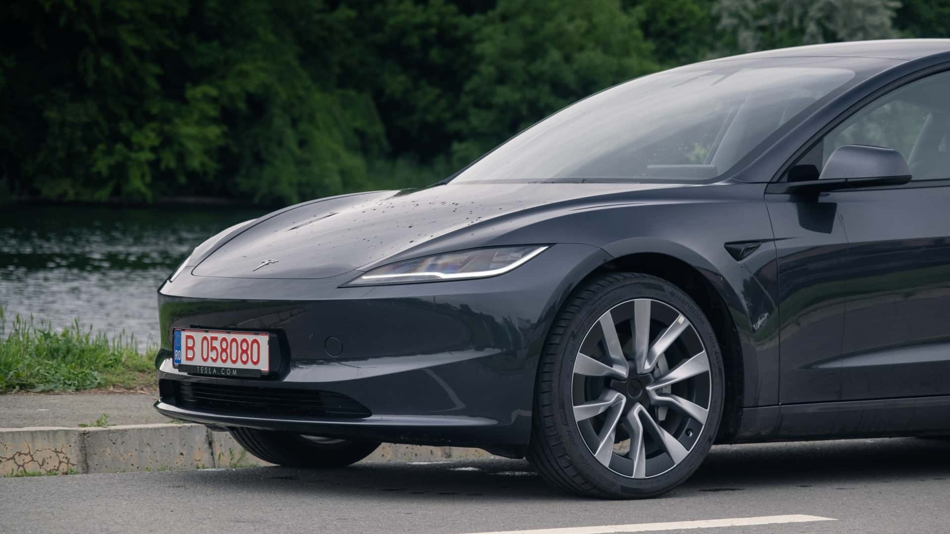 Tesla Model 3 Long Range