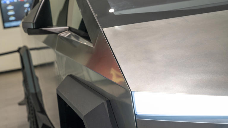 Are Brand-New Tesla Cybertrucks Rusting in the Rain?