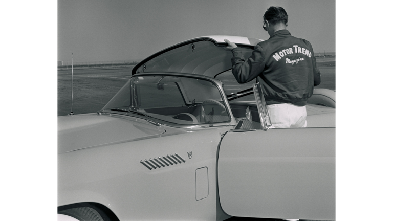 1955 Ford Thunderbird Test Drive: No New Car Has Caused So Much Conjecture