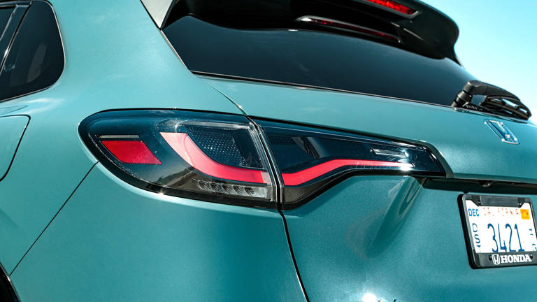 Honda Admits the Honda HR-V Rear Window Has a Self-Destruct Function