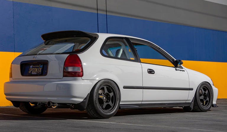 Spoon Sports Honda Civic Hatch With a Zero-Mile Type R Swap Finds the ...