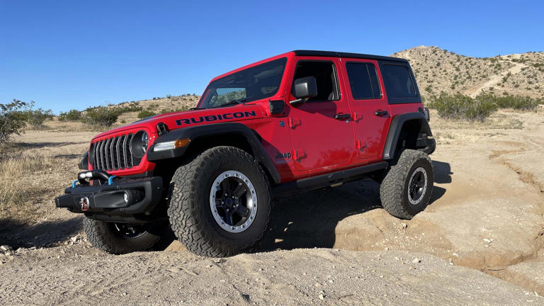 Jeep Xtreme 35 Tire Package Embiggens the Smaller Two-Door Wrangler's ...