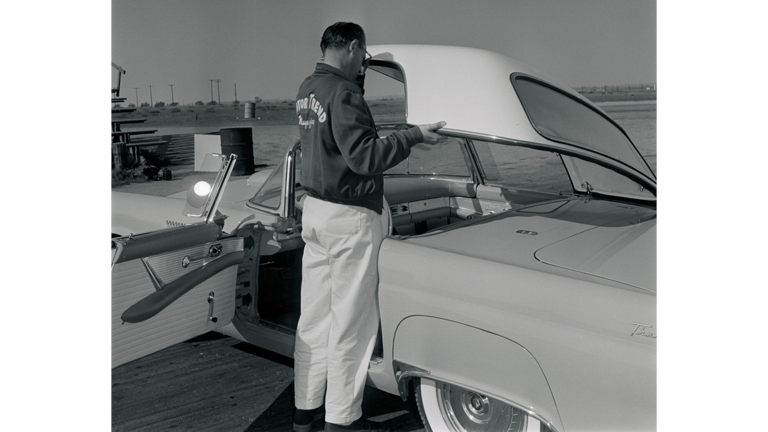 1955 Ford Thunderbird Test Drive: No New Car Has Caused So Much Conjecture