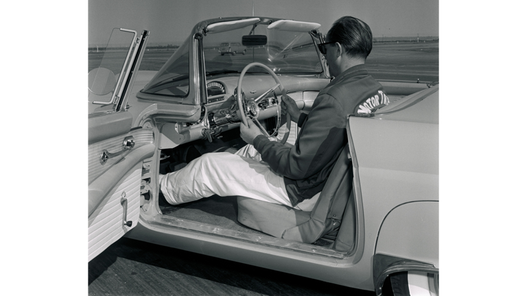 1955 Ford Thunderbird Test Drive: No New Car Has Caused So Much Conjecture