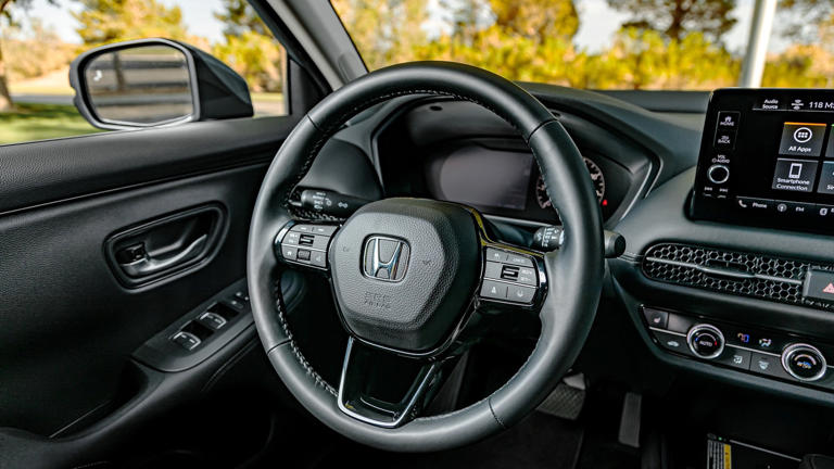 Honda Admits the Honda HR-V Rear Window Has a Self-Destruct Function