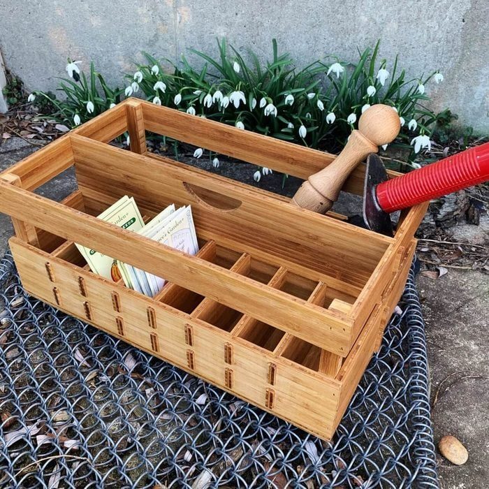 20 Clever Garden Gift Basket Ideas to Embrace Their Green Thumb