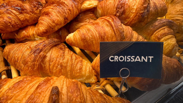Researchers compiled a list of most popular foods and analyzed the number of Google searches for each, combined with terms like “how to pronounce food,” “food pronunciation,” and “how to say food.” “Croissant” is far and away the winner. Personally, I’ve been mispronouncing the French puff pastry for years. The correct pronunciation is...