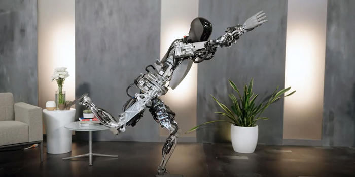amazon, 10 faktů o humanoidních robotech tesla optimus. není čas ztrácet čas, humanoidi už se zacvičují v gigafactory