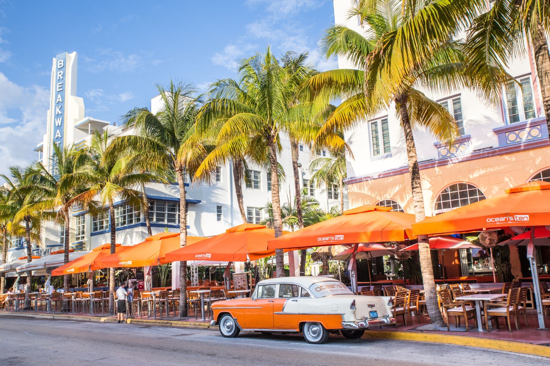 <p class="p1"><span>Miami beaches are, of course, unbeatable, but there’s much more than sand to enjoy in this town. Visit its <a href="https://www.mdpl.org/welcome-center/" rel="noreferrer noopener"><span>art deco district</span></a> or the <a href="http://vizcaya.org/" rel="noreferrer noopener"><span>Vizcaya Museum and Gardens</span></a> where this very American city shows off its traces of European artistry.</span></p>