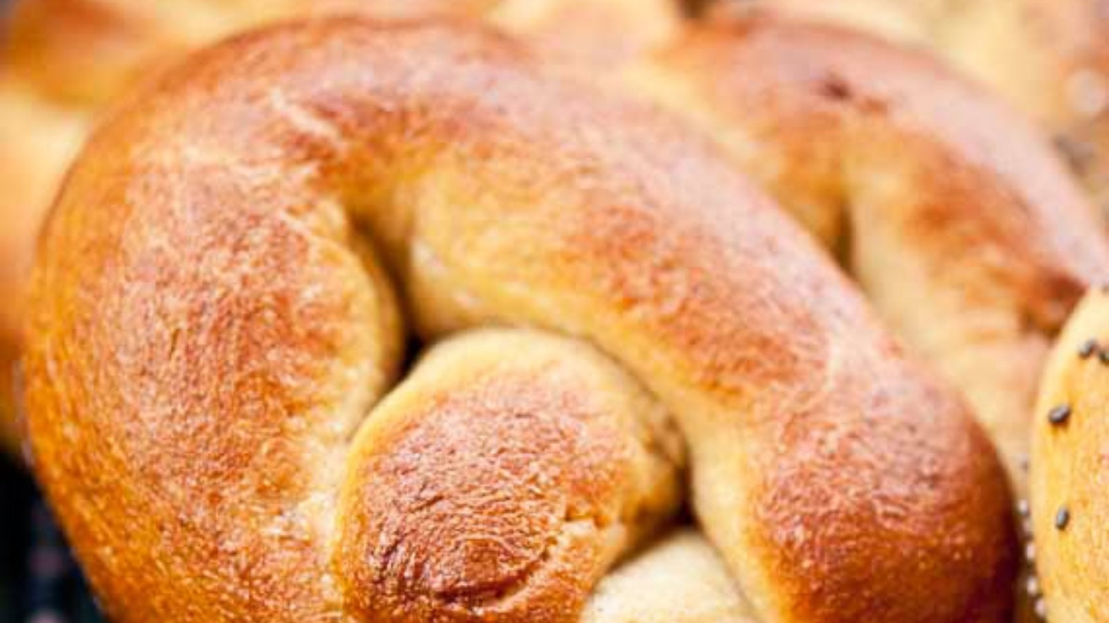 <p>These<a href="https://www.thegraciouspantry.com/clean-eating-soft-pretzels-2/"> soft pretzels</a> were made for snacking, and they are perfect for road trips because you don’t need to refrigerate them. You can dip them in your favorite sauces or dips or simply enjoy the yeasty goodness all on its own.  </p>
