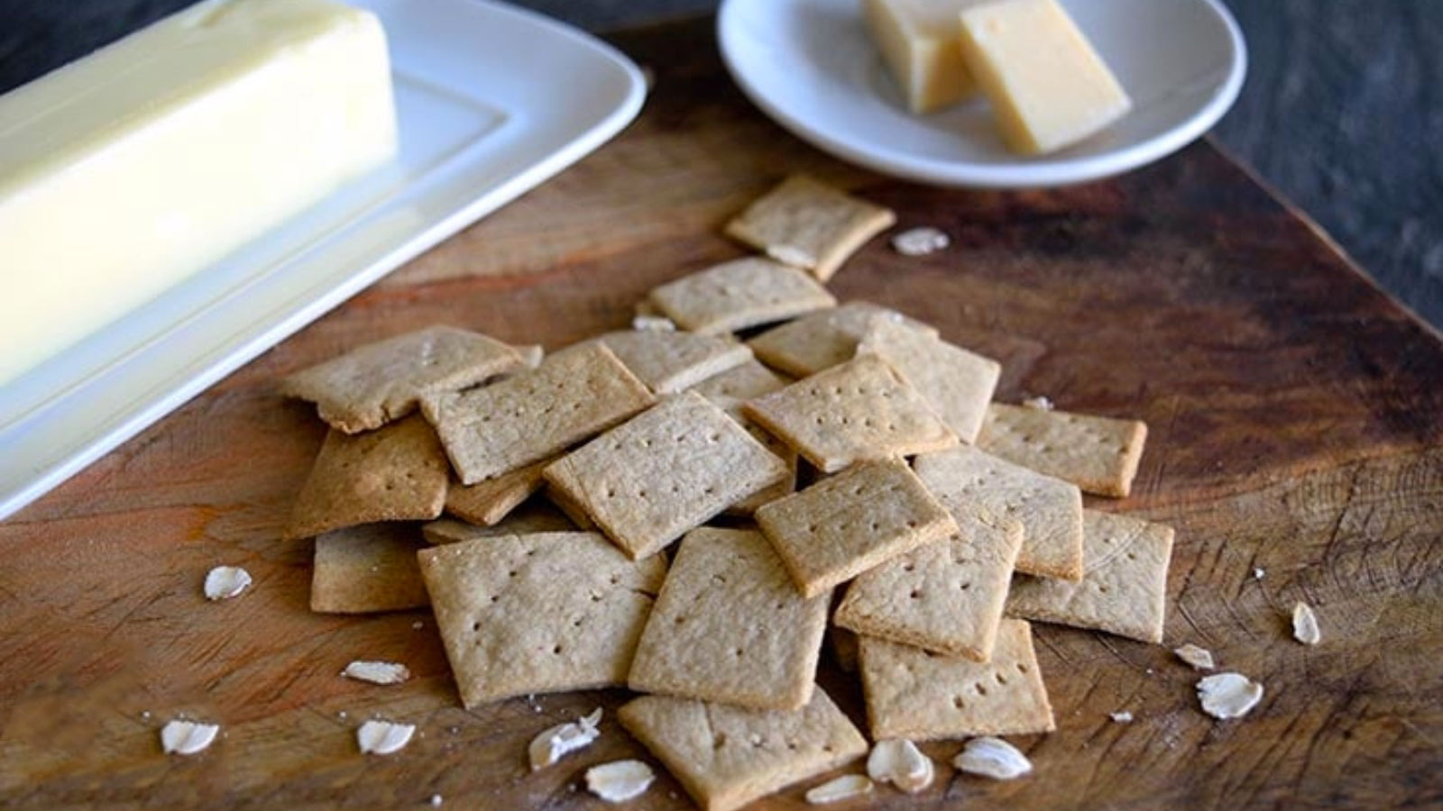 <p>These gluten-free <a href="https://www.thegraciouspantry.com/oat-crackers-recipe/">oat crackers </a>are easy to make and taste amazing, unlike some store-bought versions. You only need seven ingredients and a little time, and you’ll have healthy crackers for snacks in no time. Serve them with your favorite dips, or just enjoy them by themselves.</p>