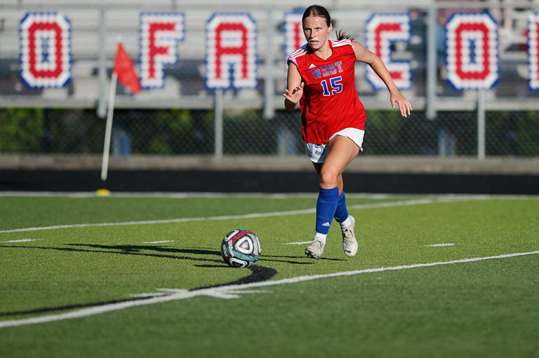 West Henderson’s Lauren Clonch controls the ball, May 16, 2024.