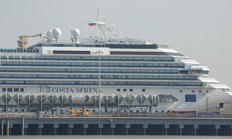 Cruise Costa Serena carrying Chinese passengers is seen back at Wusongkou port in Shanghai, China, March 14, 2017. Photo by Reuters