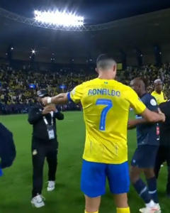 The gesture of Cristiano Ronaldo towards Sadio Mané shocks social media<br><br>