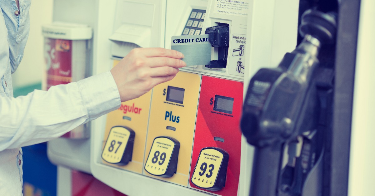 5 Sneaky Gas Station Scams That Are Easy To Fall For