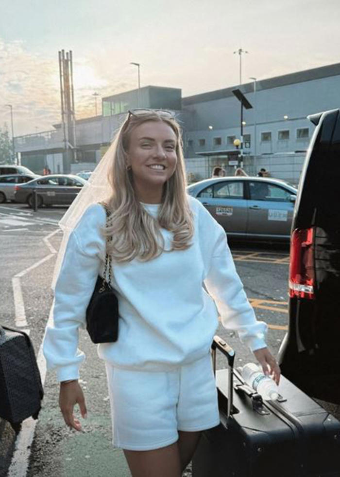 pics: molly-mae hague whisks sister zoe away for hen party on budget airline