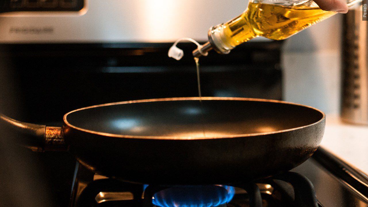 CONSUMER REPORTS: How To Choose Healthier Cookware