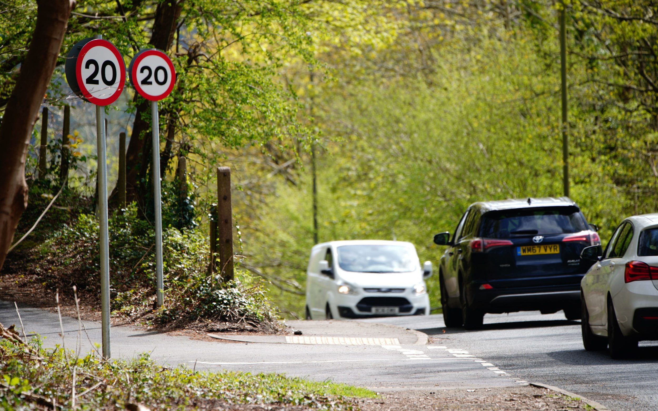 Wales’ 20mph Speed Limit Did Not Improve Air Quality, Study Finds