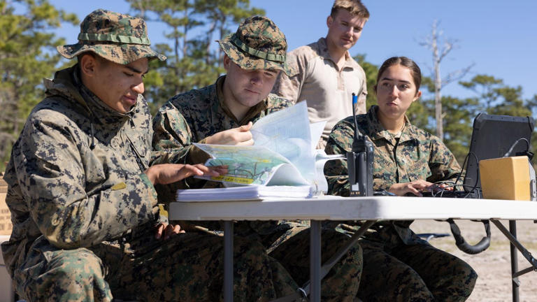 Marines say no more ‘death by PowerPoint' as Corps overhauls education