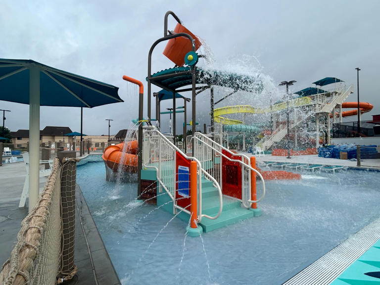 Splash down! Blue Surf Bay Waterpark officially open