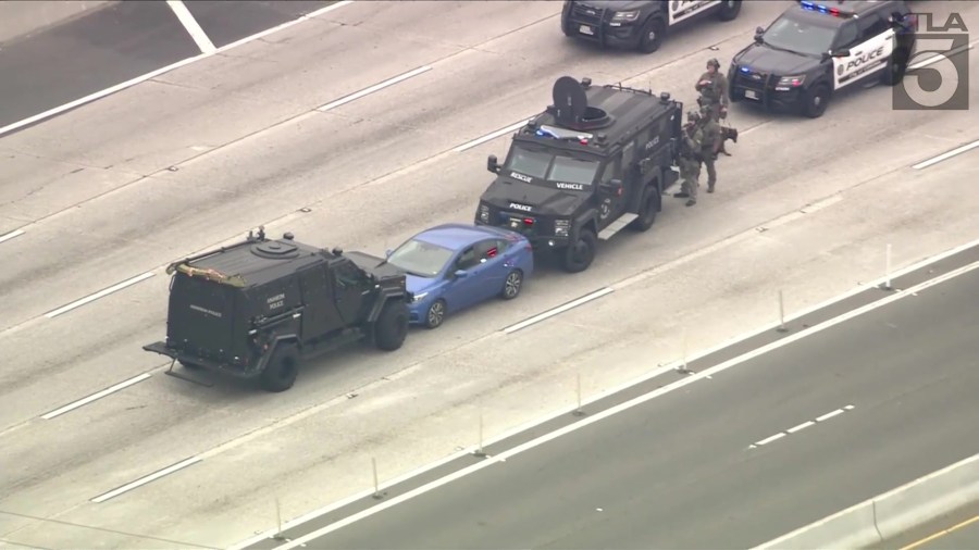 Suspect Dead After Chase, Standoff On Orange County Freeway