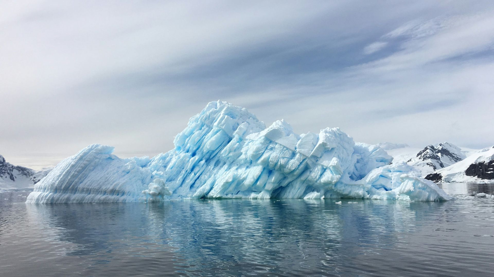 <p>The massive sheet of ice is roughly the same size as the state of Florida. Researchers note that as the glacier continues to erode and melt, the sea level will rise drastically. The team predicts that a large number of <a href="https://www.caredoctor.com/erosion-and-sea-level-rise-causes-luxury-waterfront-homes-to-sell-at-a-fraction-of-their-price/">coastal communities and homes</a> will be swept away by rising waters and erosion in the near future.   </p> <p>Low-lying beaches like Seal Beach and the Maldives might disappear completely. Researchers assume the sea level could rise by as much as two feet. As more water is added to the ocean, marine life and ocean currents will also suffer.   </p>