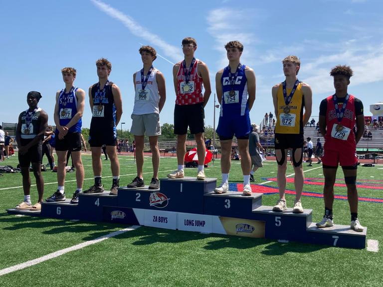 North East high jumper Noah Crozier one of two D10 champs at PIAA