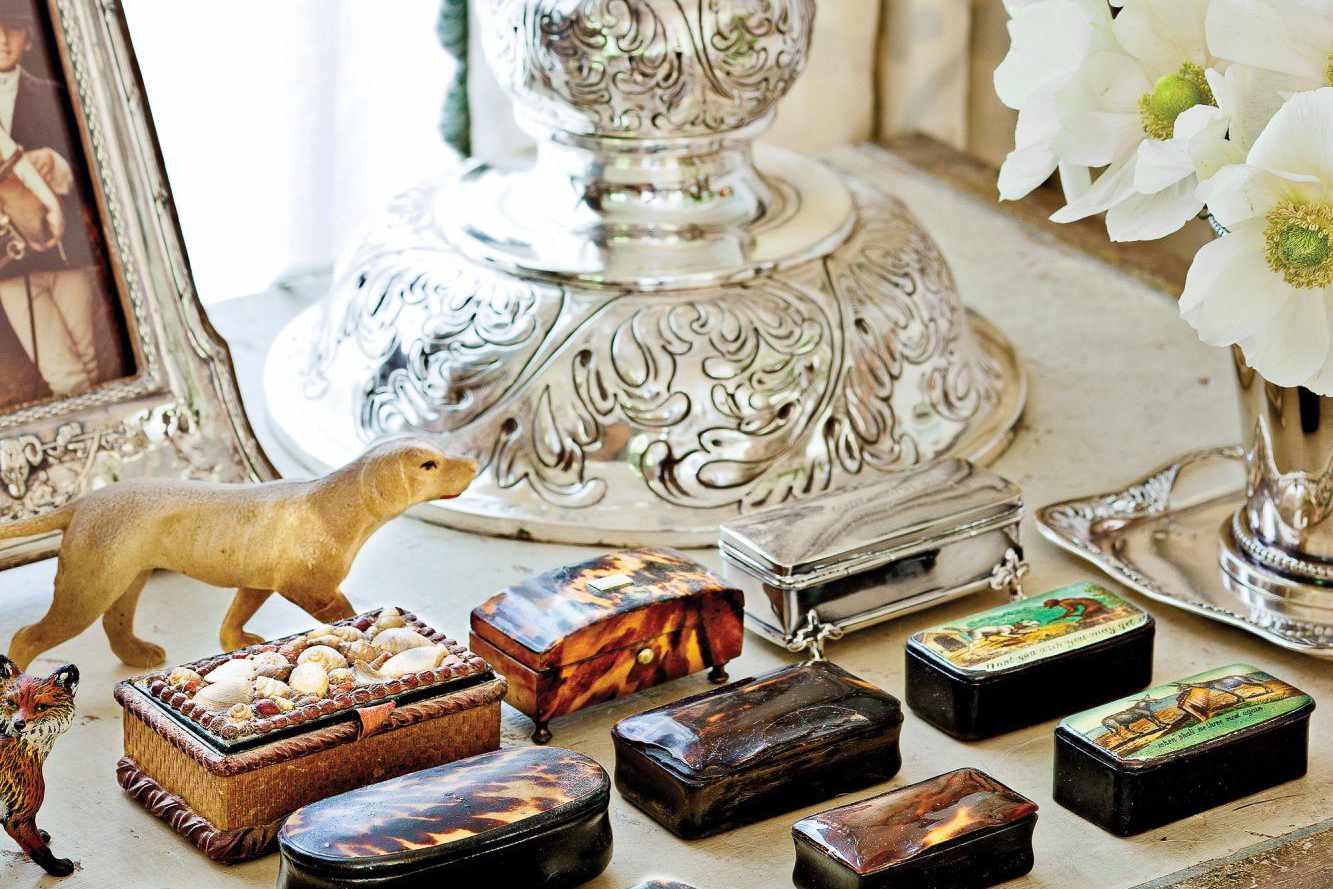 The Most Considerate Shoppers Follow These Rules of Estate Sale Etiquette