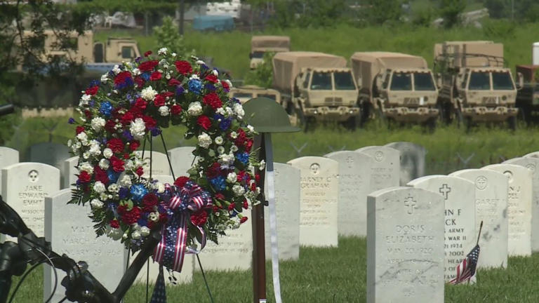 Memorial Day ceremony at Jefferson Barracks honors fallen heroes